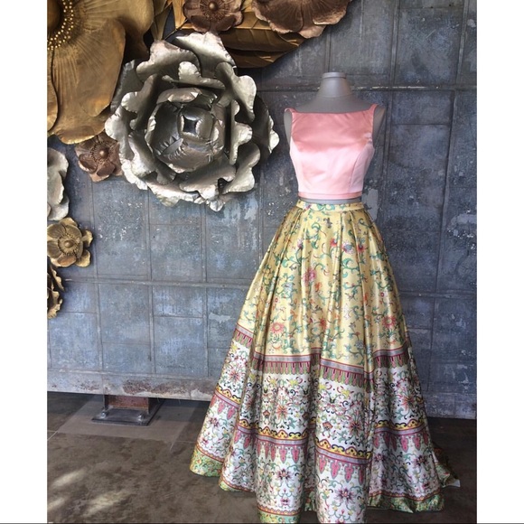 Sherri Hill Dresses & Skirts - Sherri Hill 50924 Dress